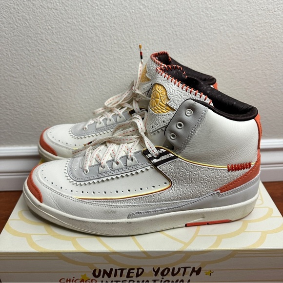 Jordan 2 Retro SP Maison Chateau Rouge Size 11